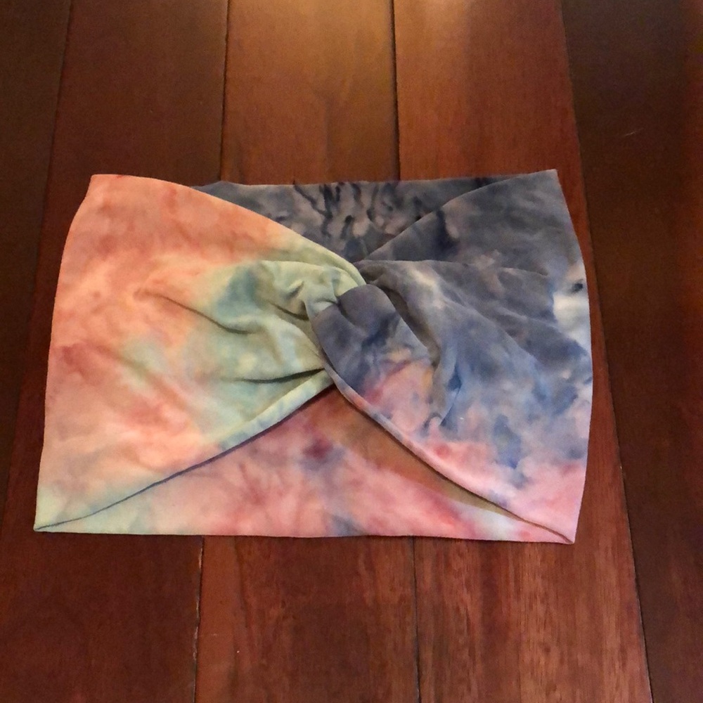 Multicoloured tube top. knot front. Size XS.